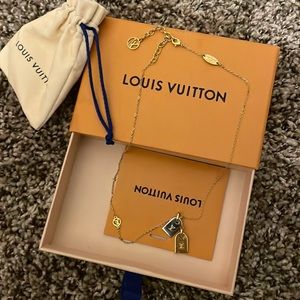 Louis Vuitton nanogram necklace 😍